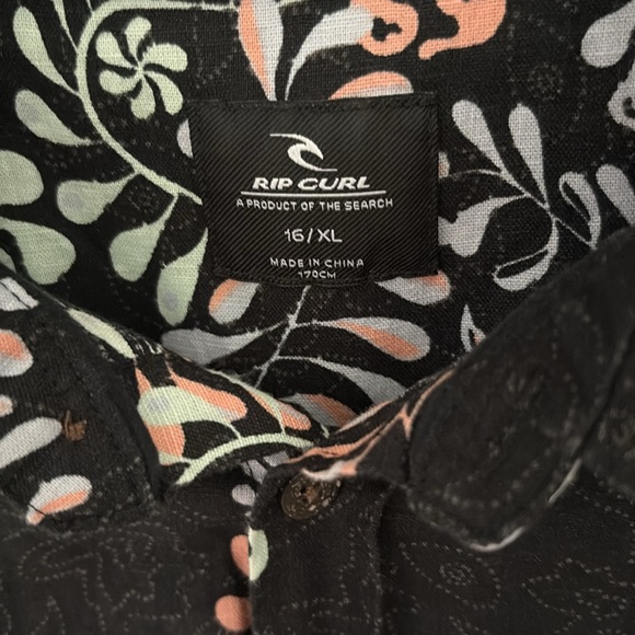 Rip Curl button down - Picture 2 of 2